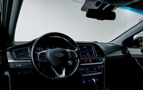 Hyundai Sonata VII, 2019 год, 2 099 000 рублей, 25 фотография