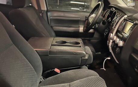 Toyota Tundra II, 2007 год, 1 950 000 рублей, 8 фотография