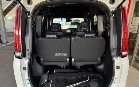 Toyota Esquire I, 2019 год, 1 748 000 рублей, 23 фотография