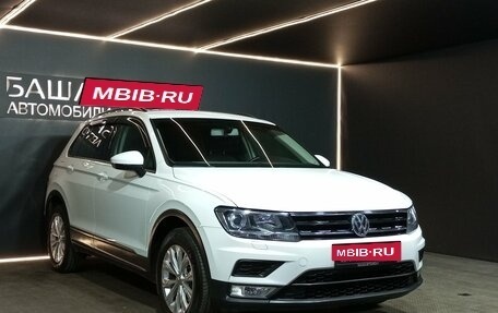 Volkswagen Tiguan II, 2017 год, 2 070 000 рублей, 3 фотография