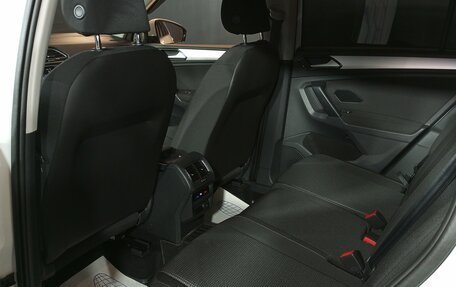 Volkswagen Tiguan II, 2017 год, 2 070 000 рублей, 8 фотография