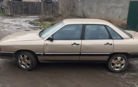 Audi 100, 1986 год, 90 000 рублей, 3 фотография
