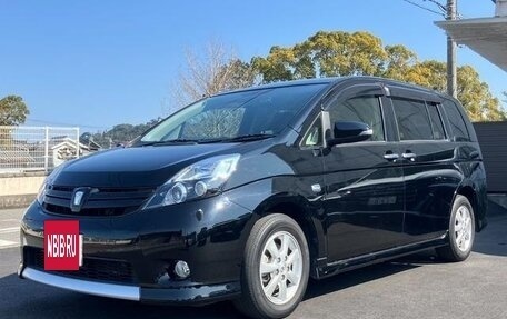 Toyota ISis I, 2013 год, 1 109 000 рублей, 3 фотография