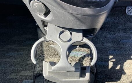 Toyota ISis I, 2013 год, 1 109 000 рублей, 19 фотография