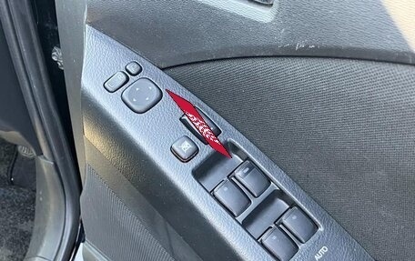 Toyota ISis I, 2013 год, 1 109 000 рублей, 18 фотография