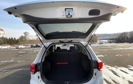 Mitsubishi Outlander III рестайлинг 3, 2022 год, 1 740 000 рублей, 8 фотография