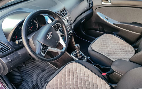 Hyundai Solaris II рестайлинг, 2013 год, 754 015 рублей, 11 фотография