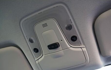 Toyota Prius IV XW50, 2022 год, 1 601 000 рублей, 26 фотография