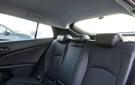 Toyota Prius IV XW50, 2022 год, 1 601 000 рублей, 32 фотография