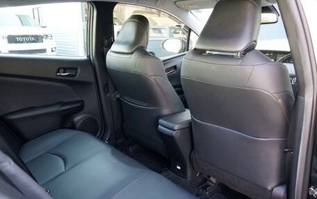 Toyota Prius IV XW50, 2022 год, 1 601 000 рублей, 34 фотография