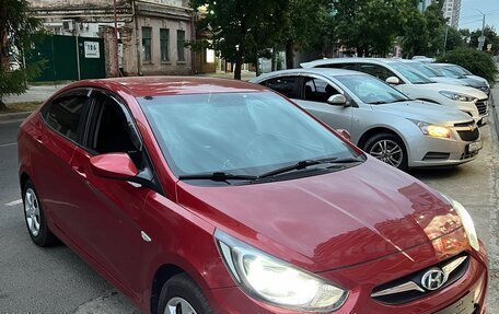 Hyundai Solaris II рестайлинг, 2013 год, 1 050 000 рублей, 3 фотография