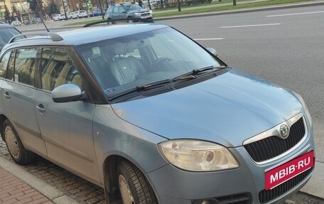 Skoda Fabia II, 2009 год, 410 000 рублей, 2 фотография