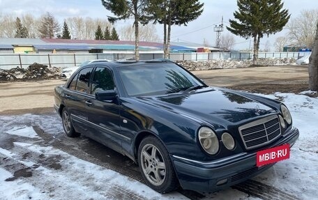 Mercedes-Benz E-Класс, 1998 год, 480 000 рублей, 3 фотография