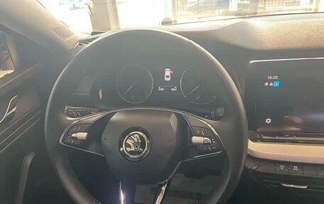 Skoda Octavia IV, 2022 год, 1 710 000 рублей, 7 фотография