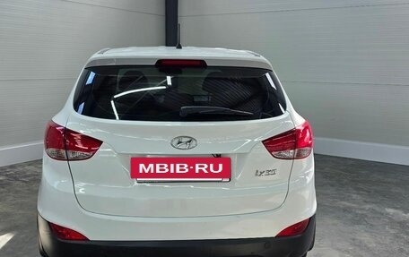 Hyundai ix35 I рестайлинг, 2013 год, 975 000 рублей, 9 фотография