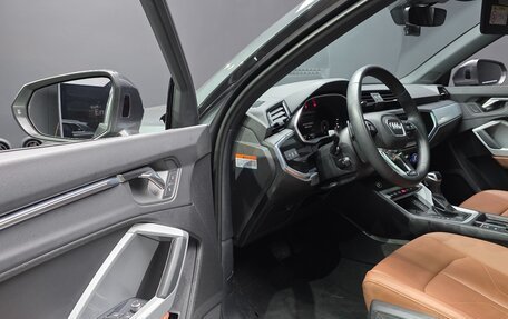 Audi Q3, 2023 год, 3 020 000 рублей, 10 фотография
