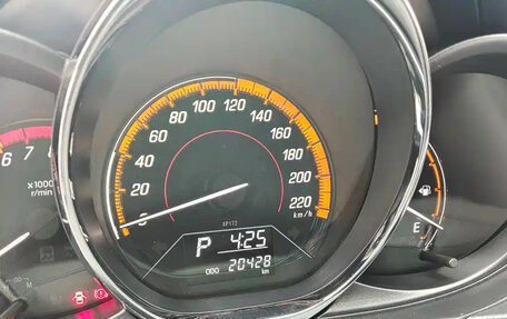 Toyota Yaris XP150 рестайлинг, 2022 год, 1 288 000 рублей, 8 фотография