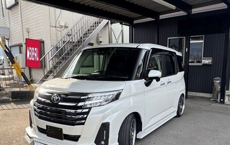 Toyota Roomy I, 2022 год, 1 016 000 рублей, 3 фотография