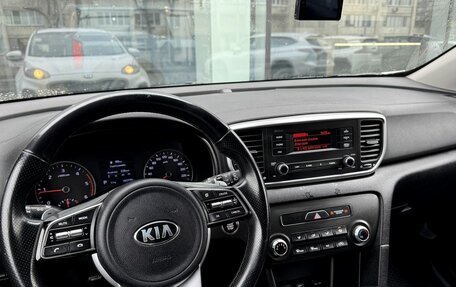 KIA Sportage IV рестайлинг, 2020 год, 1 798 000 рублей, 12 фотография