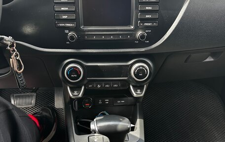 KIA Rio IV, 2017 год, 1 230 000 рублей, 11 фотография