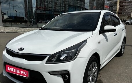 KIA Rio IV, 2017 год, 1 230 000 рублей, 4 фотография