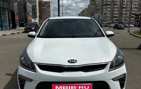 KIA Rio IV, 2017 год, 1 230 000 рублей, 2 фотография