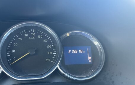 Renault Logan II, 2016 год, 395 000 рублей, 7 фотография