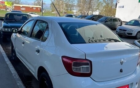 Renault Logan II, 2016 год, 395 000 рублей, 3 фотография