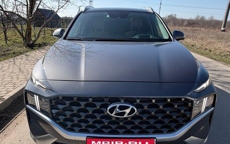 Hyundai Santa Fe IV, 2023 год, 4 000 000 рублей, 1 фотография