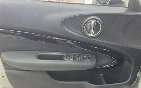 MINI Clubman, 2022 год, 1 900 000 рублей, 16 фотография