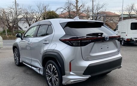 Toyota Yaris Cross, 2022 год, 1 606 000 рублей, 5 фотография