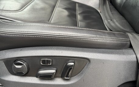 Volkswagen Touareg III, 2011 год, 2 299 999 рублей, 9 фотография