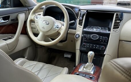 Infiniti FX II, 2011 год, 1 649 000 рублей, 7 фотография