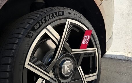 Rolls-Royce Cullinan, 2019 год, 35 500 000 рублей, 7 фотография