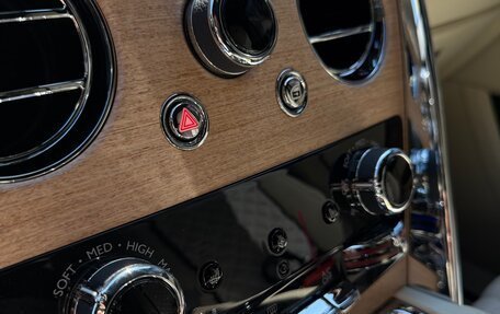 Rolls-Royce Cullinan, 2019 год, 35 500 000 рублей, 19 фотография