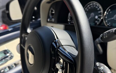 Rolls-Royce Cullinan, 2019 год, 35 500 000 рублей, 18 фотография