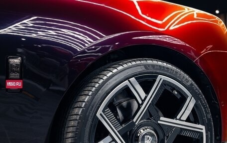 Rolls-Royce Cullinan, 2019 год, 35 500 000 рублей, 24 фотография