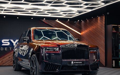 Rolls-Royce Cullinan, 2019 год, 35 500 000 рублей, 25 фотография