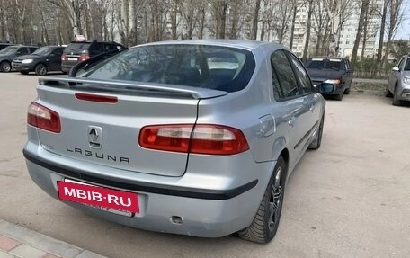 Renault Laguna II, 2002 год, 205 000 рублей, 2 фотография