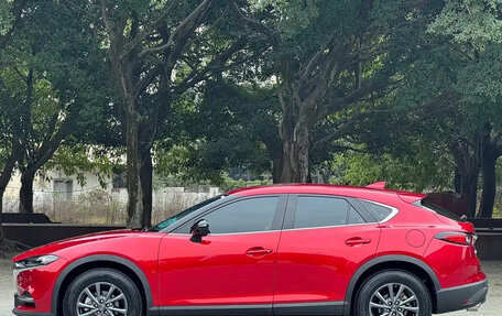 Mazda CX-4, 2023 год, 1 650 000 рублей, 8 фотография