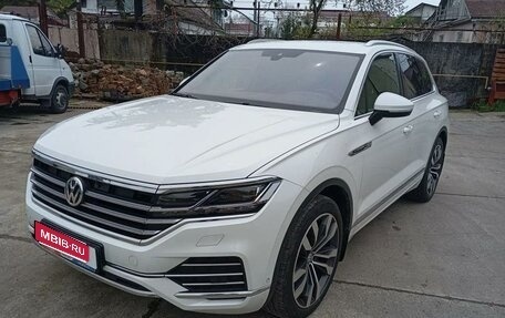 Volkswagen Touareg III, 2020 год, 5 600 000 рублей, 1 фотография