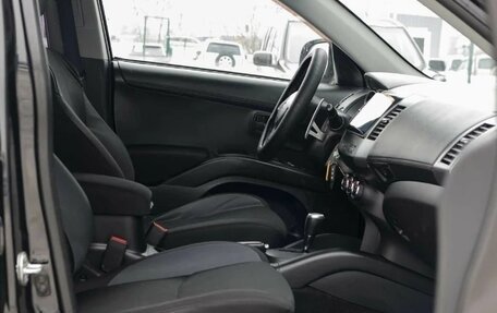 Mitsubishi Outlander III рестайлинг 3, 2011 год, 1 300 000 рублей, 1 фотография