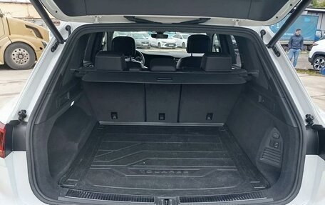 Volkswagen Touareg III, 2020 год, 5 600 000 рублей, 14 фотография