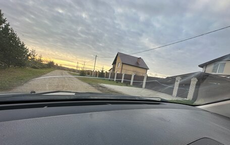 Toyota Avensis III рестайлинг, 2005 год, 850 000 рублей, 2 фотография