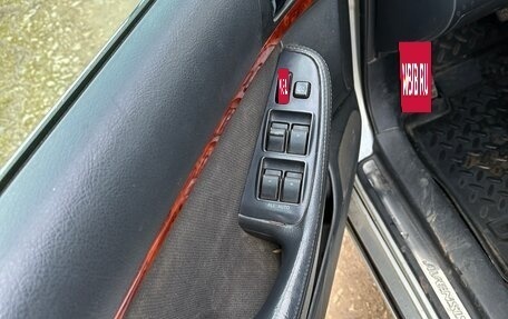 Toyota Avensis III рестайлинг, 2005 год, 850 000 рублей, 11 фотография