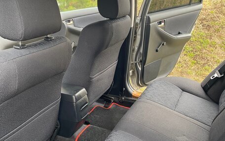 Toyota Corolla, 2004 год, 500 000 рублей, 18 фотография