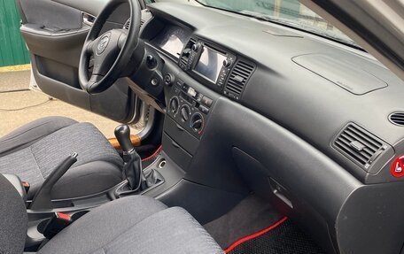 Toyota Corolla, 2004 год, 500 000 рублей, 16 фотография