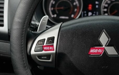 Mitsubishi Outlander III рестайлинг 3, 2011 год, 1 300 000 рублей, 6 фотография