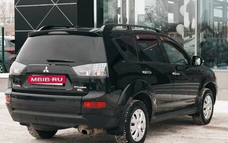 Mitsubishi Outlander III рестайлинг 3, 2011 год, 1 300 000 рублей, 10 фотография
