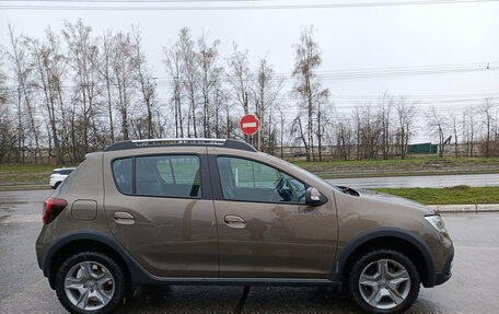 Renault Sandero II рестайлинг, 2021 год, 1 350 000 рублей, 4 фотография